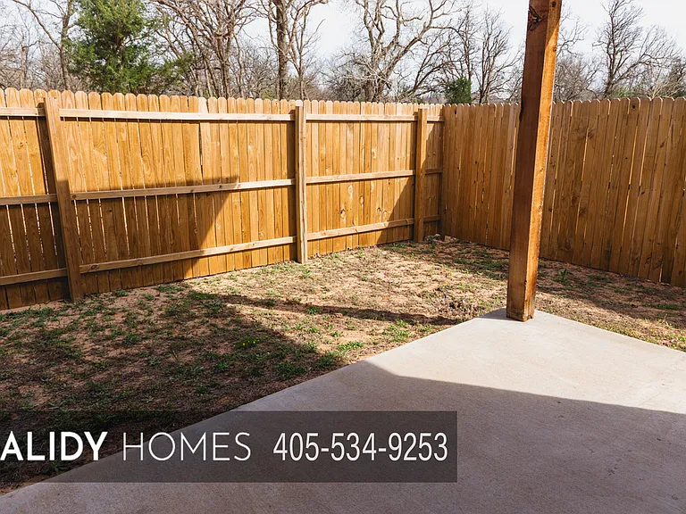 508 Remington Ave — Photo 49