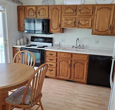 5th image of 4700 Magnus Dr