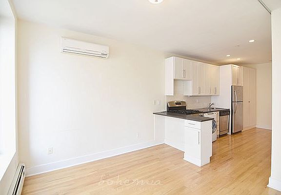 3rd image of 2192 Frederick Douglass Blvd APT 3W