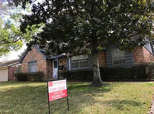 9007 Rowan Ln, Houston, TX 77036