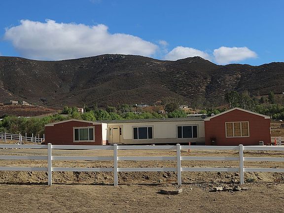 2nd image of 33805 S Sidney Cir