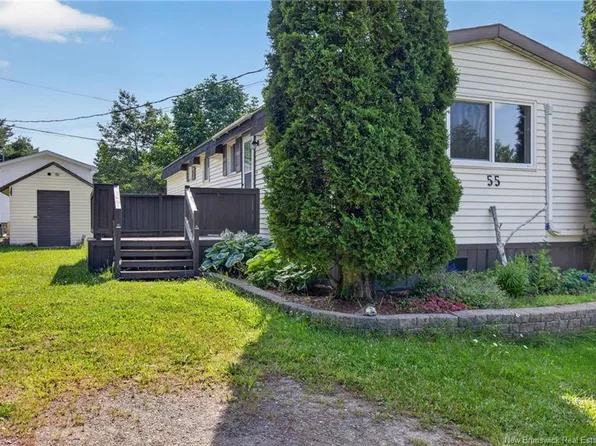 55 Raworth Ave, Moncton, NB E1H 1C3