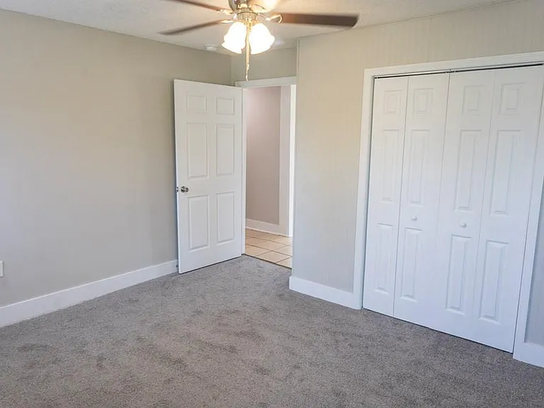 1501 E Washington Ave — Photo 7