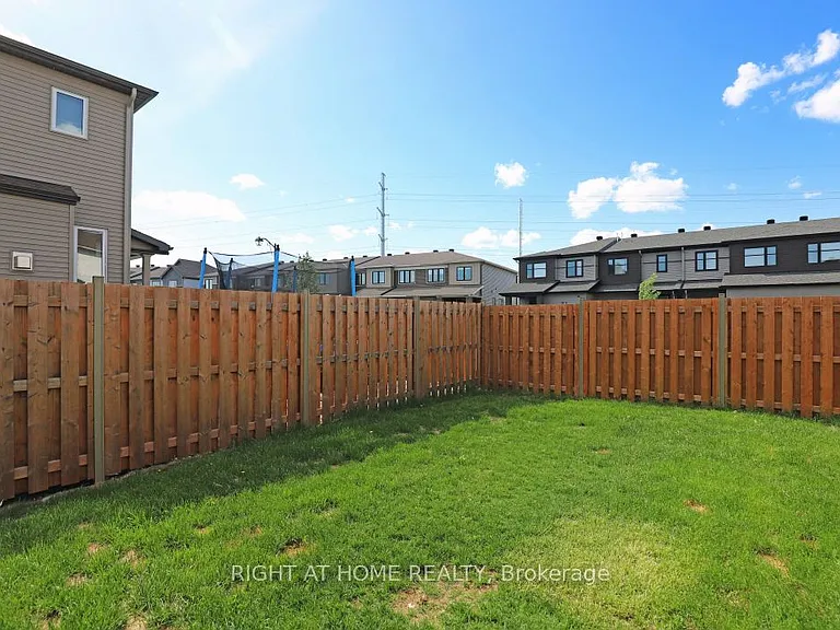 900 Serrano St — Photo 33