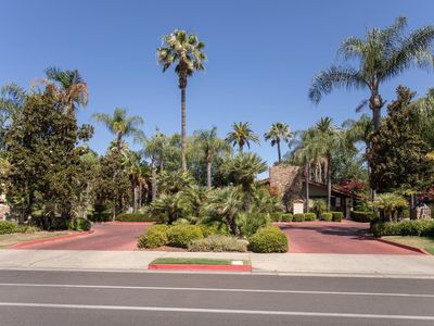 2881 Huntington Blvd APT 121, Fresno, CA, 93721