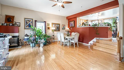 274 Robert St Photo 1