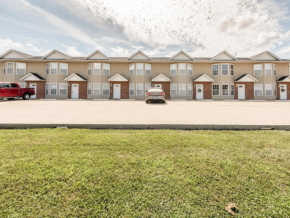 Emerald Pointe