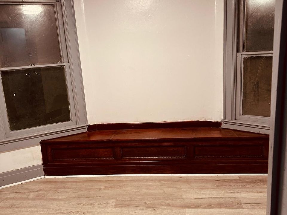 2nd image of 91 Duerstein St Unit 1