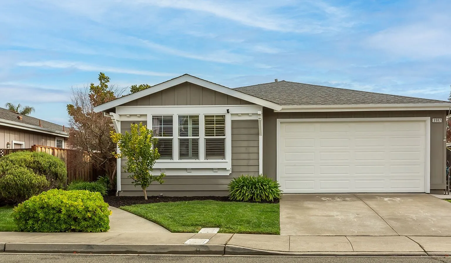 Modern Elegance in the Heart of North Napa — Photo 2