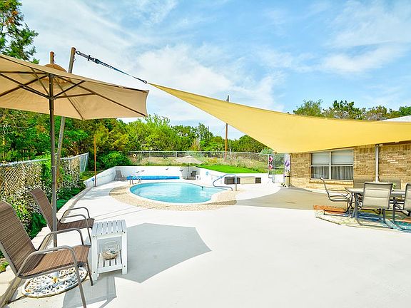 3rd image of 307 Westway Dr