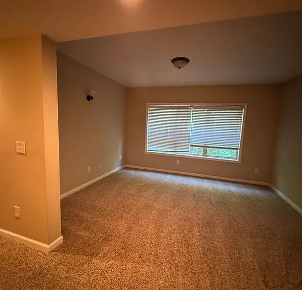 421 Morgans Creek Ct NW — Photo 10