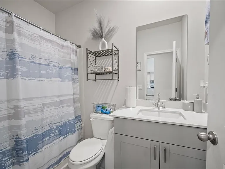 107 Meander Dr — Photo 12