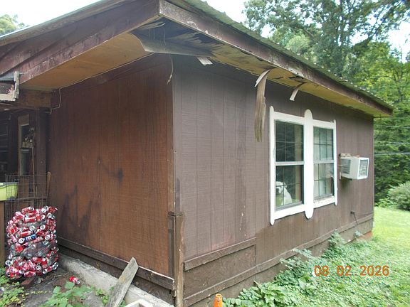 2nd image of 307 Brumlow Hollow Rd