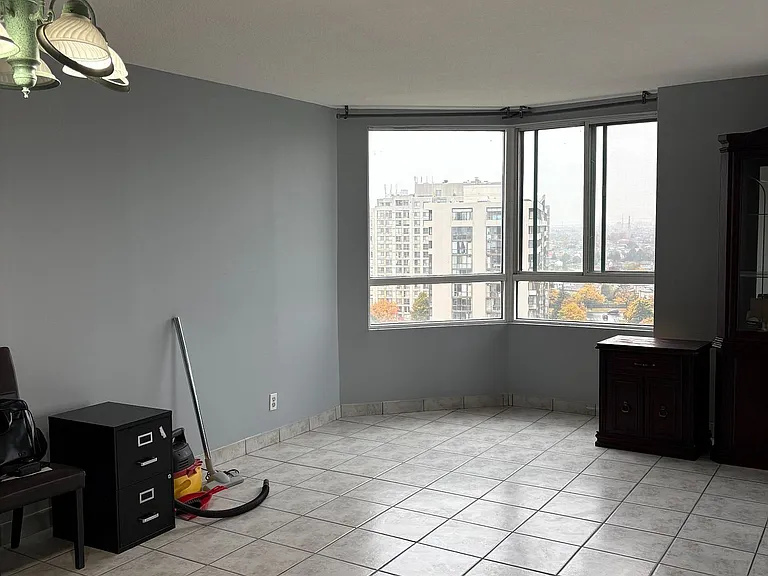 61 Markbrook Ln #1601 — Photo 9