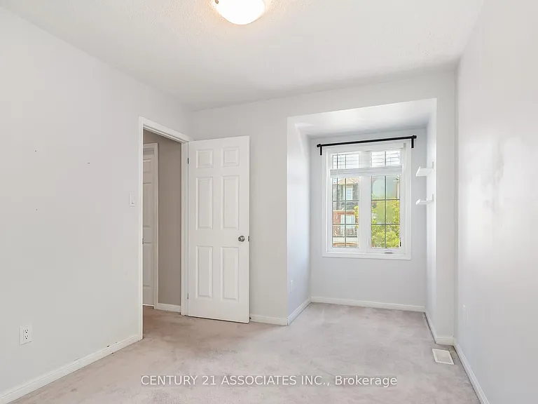 362 Cavanagh Ln — Photo 34
