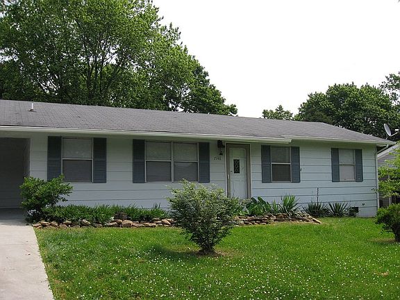 3rd image of 7148 Meadowbrook Cir