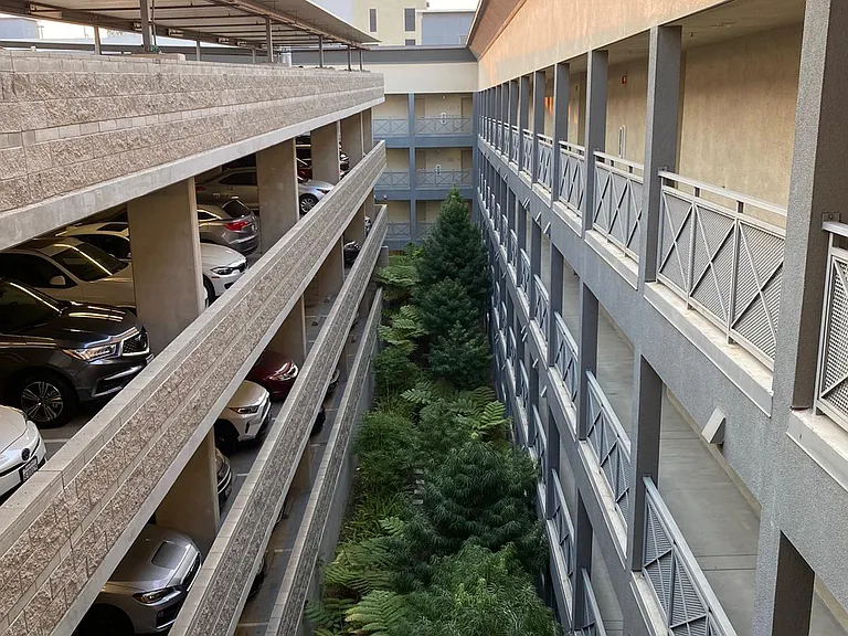 1101 S Main St — Photo 21