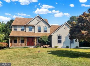 27 Glennola Dr, Mohnton, PA 19540