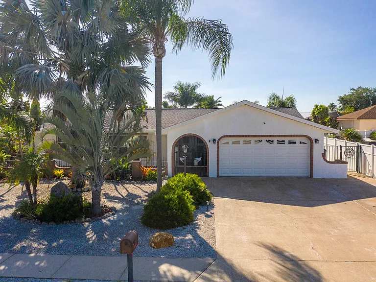 6503 Senegal Palm Way — Photo 64