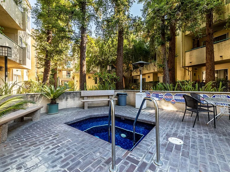 7800 Topanga Canyon Blvd #212 — Photo 31