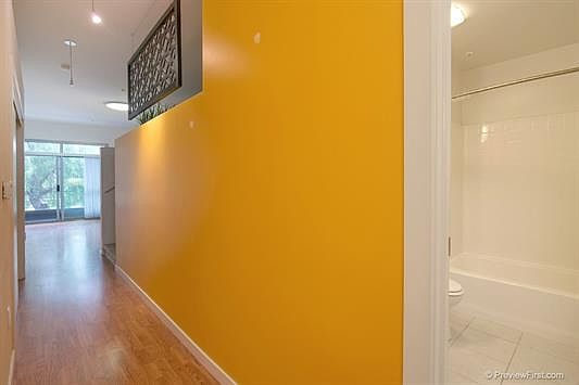 3rd image of 889 Date St Unit 224