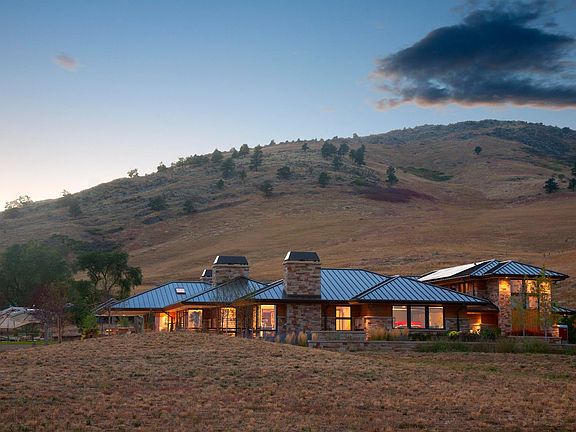 2nd image of 335 Lee Hill Dr