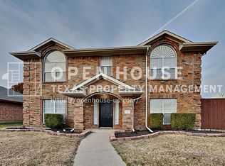 1102 Hall Dr, Wylie, TX 75098