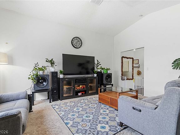 4th image of 1341 Saddle Ln