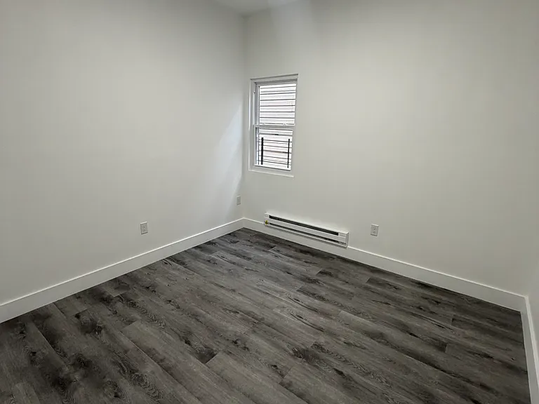 25 Riverview Pl #2L — Photo 14