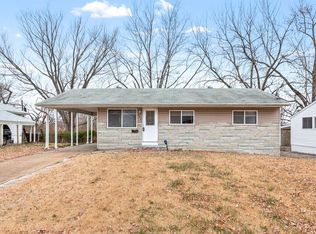 273 Roderick Dr, Saint Louis, MO 63137