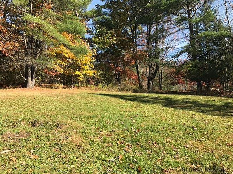 4th image of 220 MILLERS CORNERS Road