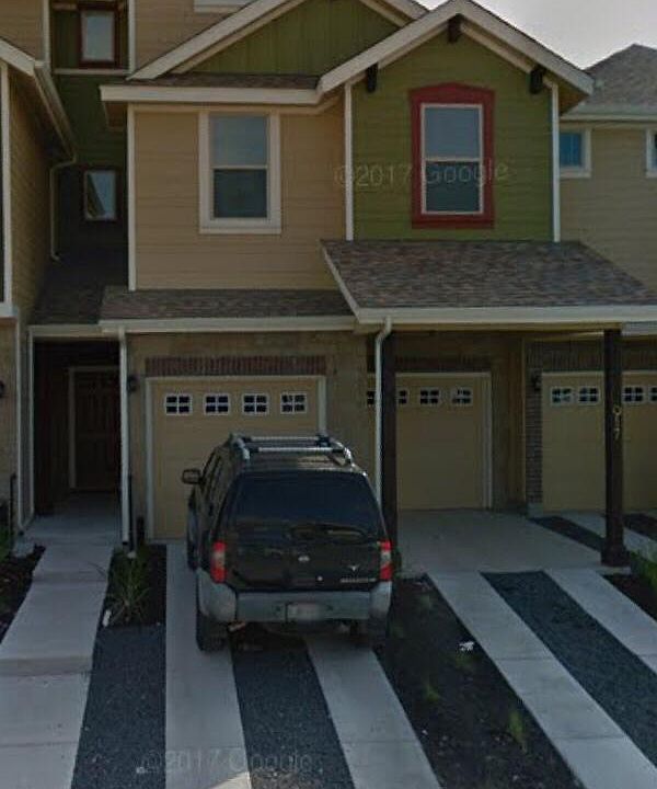 1st image of 917 Mountaineer Ln