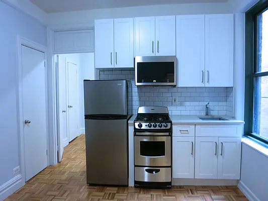 Rented by City & Suburban | media 23