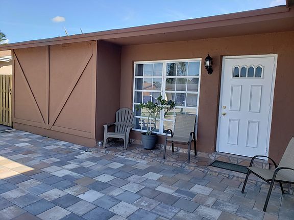 2nd image of 11460 NW 39th St