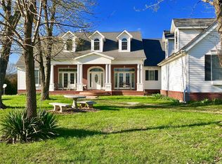 9009 Eagle Dr, Dittmer, MO 63023