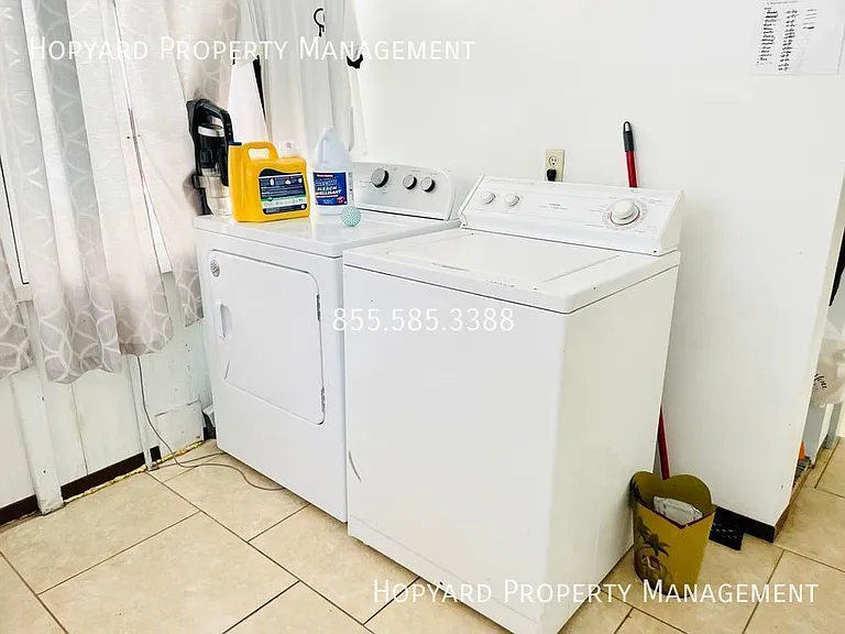 737 S 11th St #3 — Photo 8