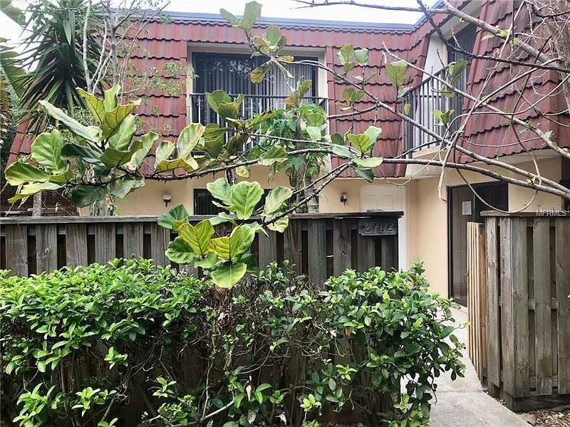 Welcome to 2BR/2.5BA townhome!