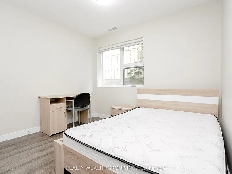 288 Albert St #113 — Photo 17