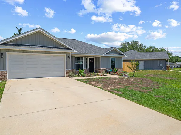 1955 Pentagon St, Gulf Breeze, FL 32563