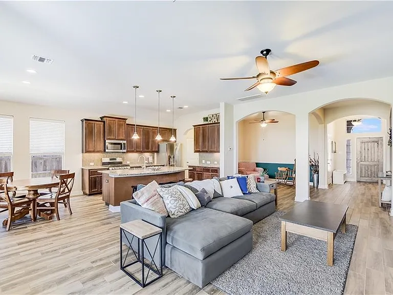 3217 Cotton Blossom Way — Photo 40