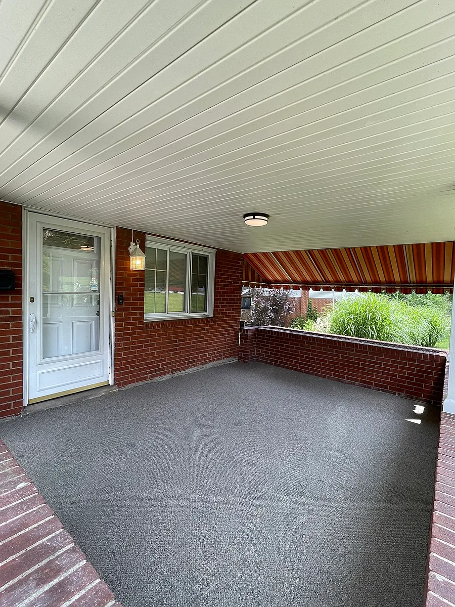 Building Photo - 4341 Overhill St