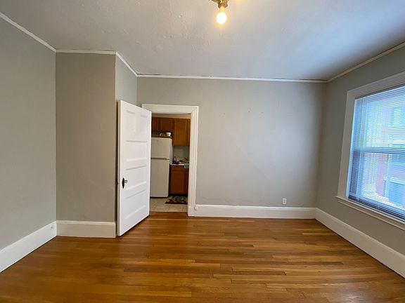 2nd image of 9 Sewall Ave #12