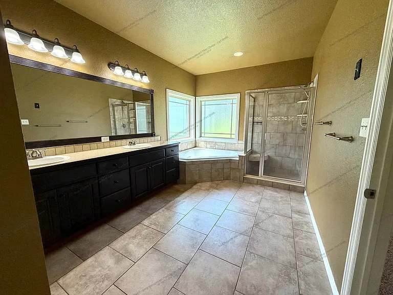 3718 Brighton Pl — Photo 24