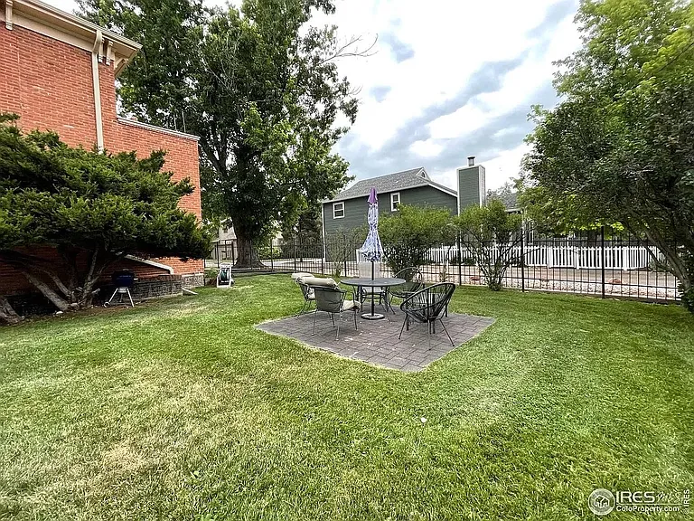 1237 Elder Ave #10 — Photo 15