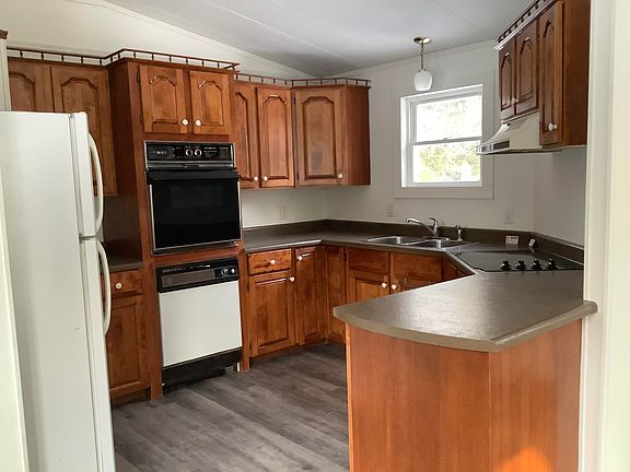 2nd image of 338 Kinney Road