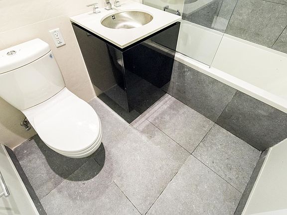 4th image of 185 Leonard St #3H