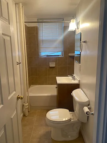 224 Hanover St #4 — Photo 26