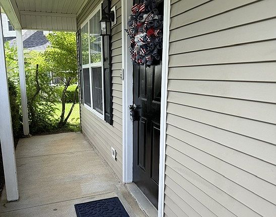 3rd image of 3831 Precious Ave