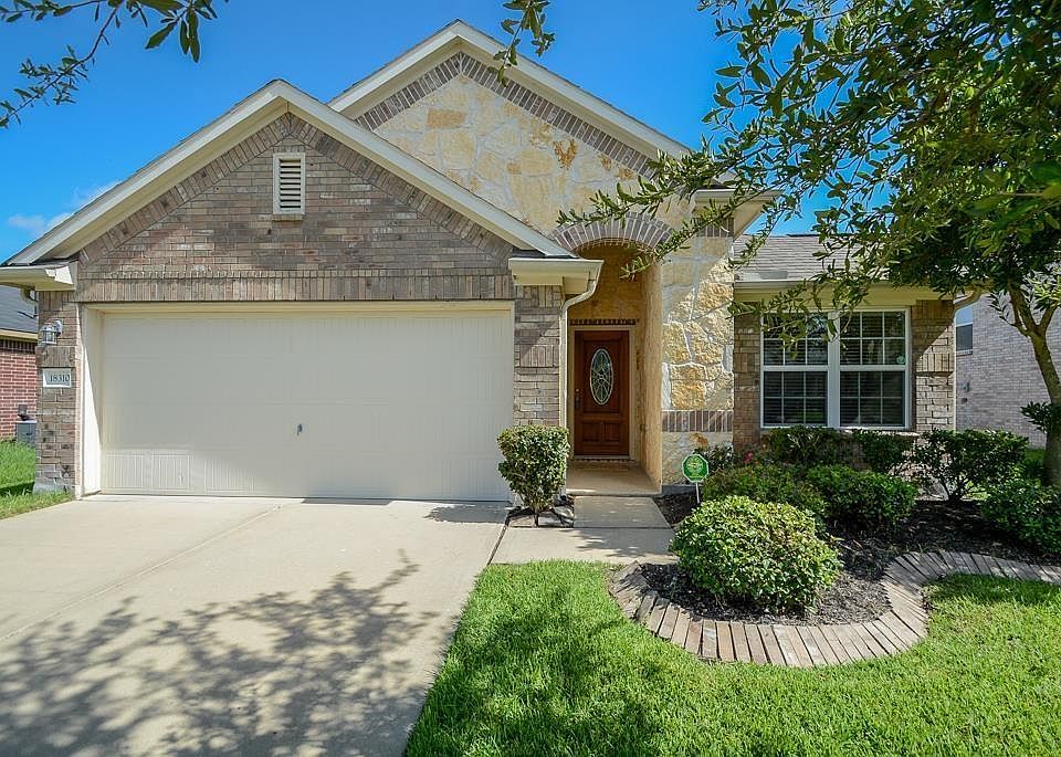 1st image of 18310 Cimmaron Oak Ln