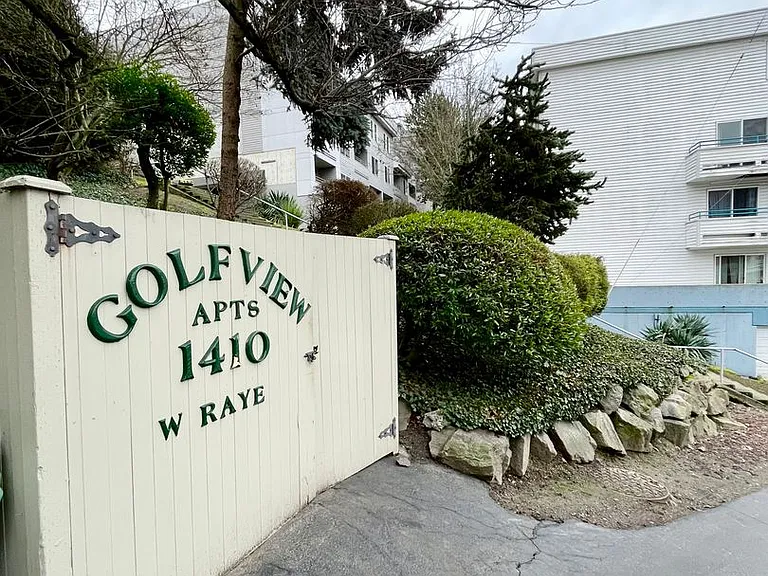 1410 W Raye St — Photo 15